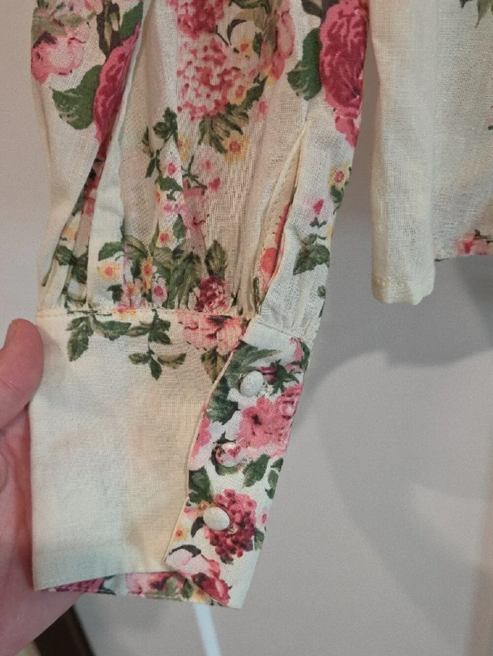 VICI Cream Floral Button-Up Puff Sleeve Blouse - Pink & Green - Picture 4 of 7